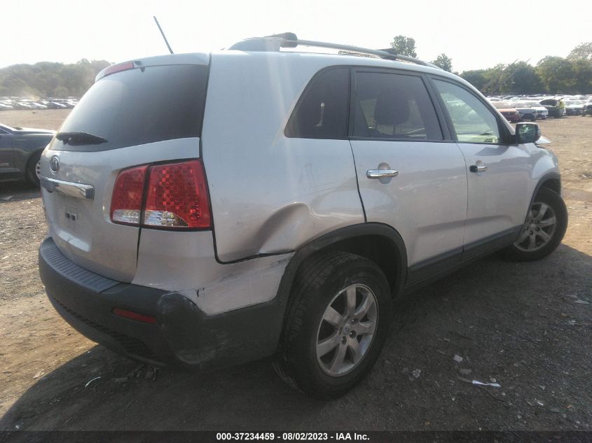 2013 KIA SORENTO LX - 5XYKT4A62DG328952