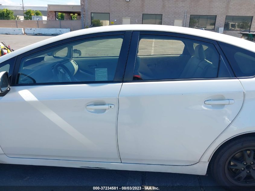 2015 TOYOTA PRIUS FOUR - JTDKN3DU3F0455085