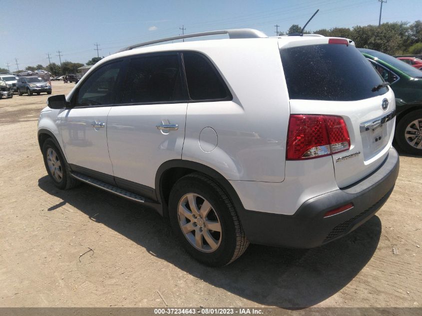 2013 KIA SORENTO LX - 5XYKT4A26DG338736