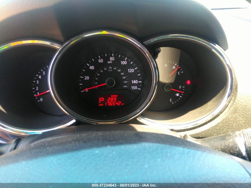 2013 KIA SORENTO LX - 5XYKT4A26DG338736