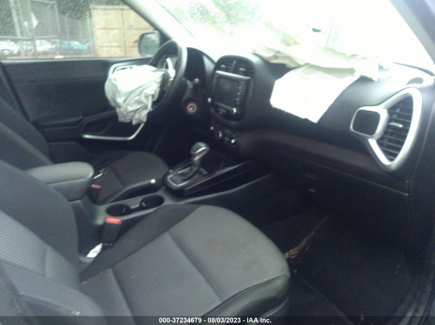 2020 KIA SOUL LX - KNDJ23AUXL7029082