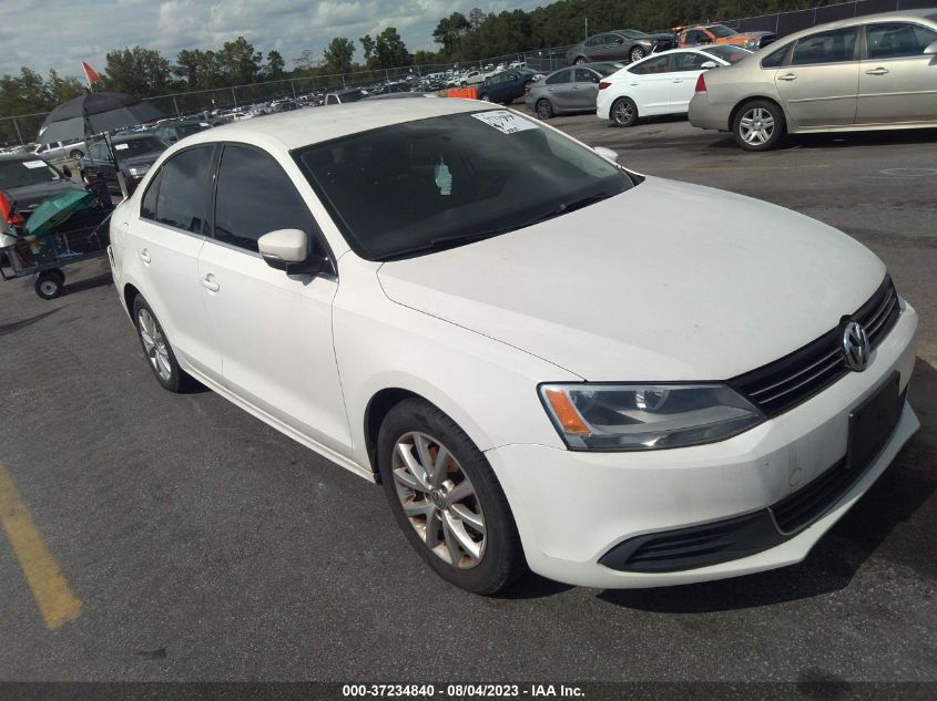 2013 VOLKSWAGEN JETTA SEDAN SE W/CONVENIENCE - 3VWDP7AJ2DM288326