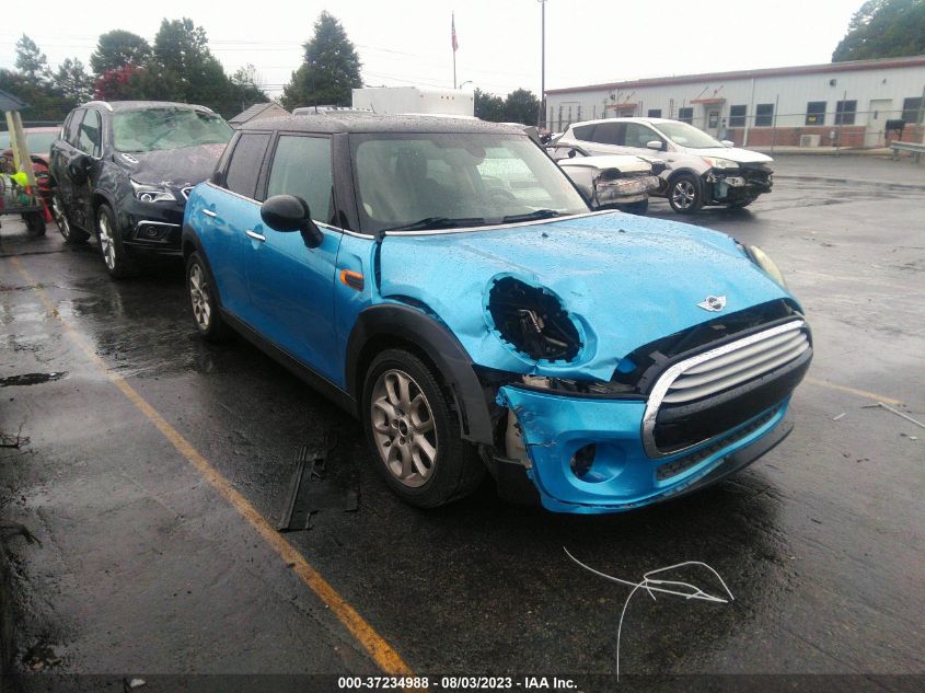 2015 MINI COOPER HARDTOP 4 DOOR - WMWXS5C56FT827096