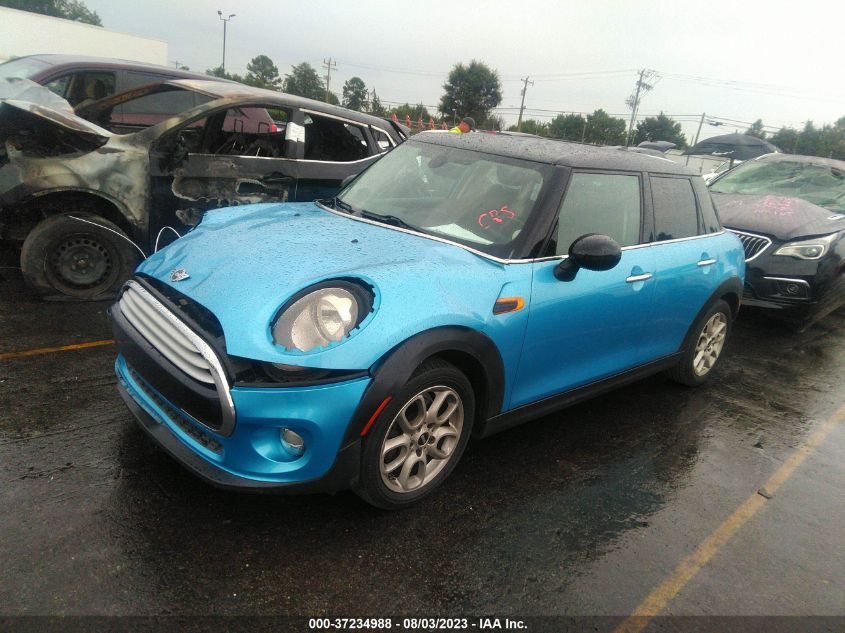2015 MINI COOPER HARDTOP 4 DOOR WMWXS5C56FT827096