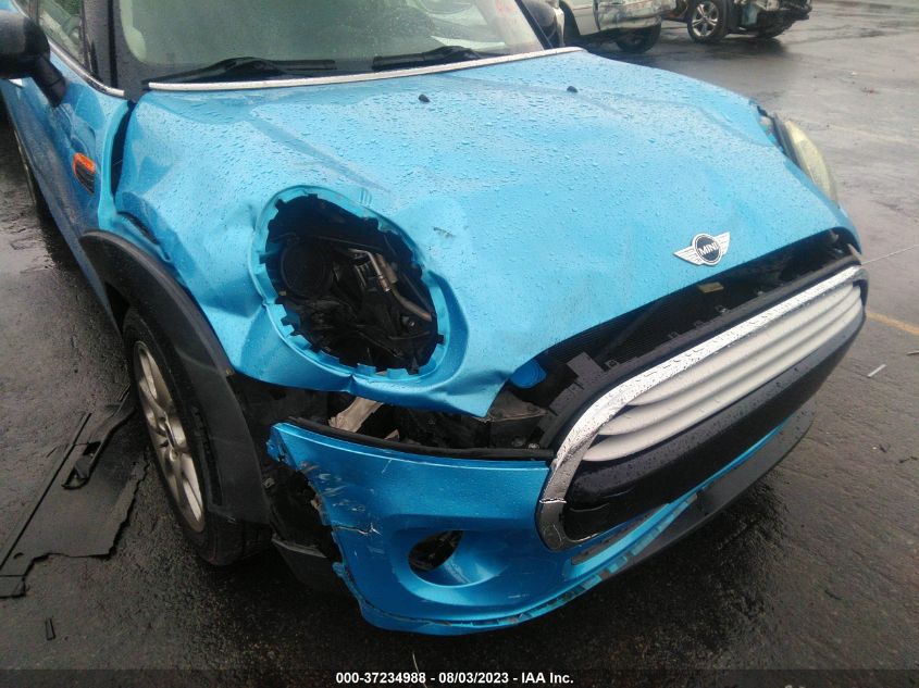 2015 MINI COOPER HARDTOP 4 DOOR WMWXS5C56FT827096