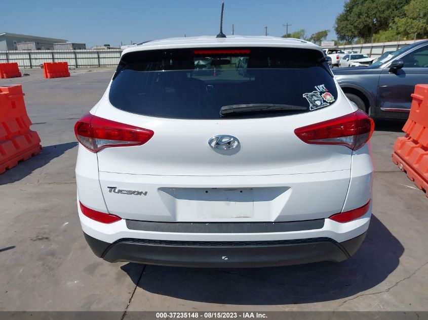 2016 HYUNDAI TUCSON SE - KM8J23A42GU106885