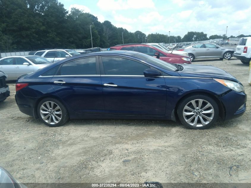 2013 HYUNDAI SONATA SE - 5NPEC4AC9DH503676