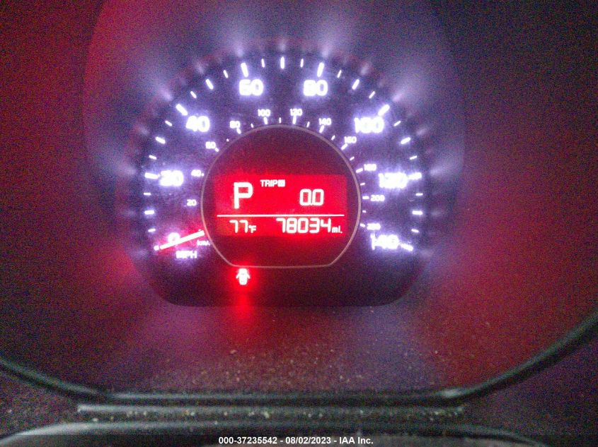 2015 KIA SOUL + - KNDJP3A57F7153275