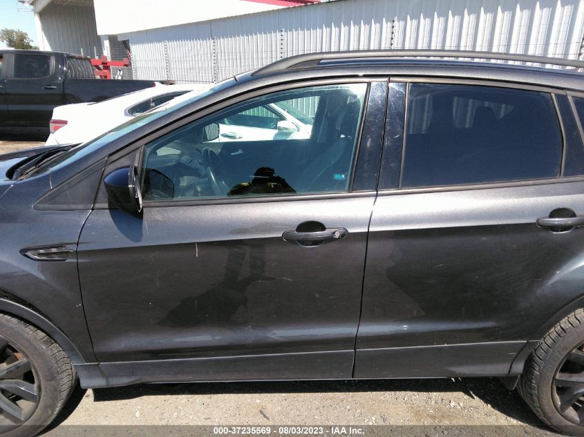 2017 FORD ESCAPE SE - 1FMCU0GD3HUF08845