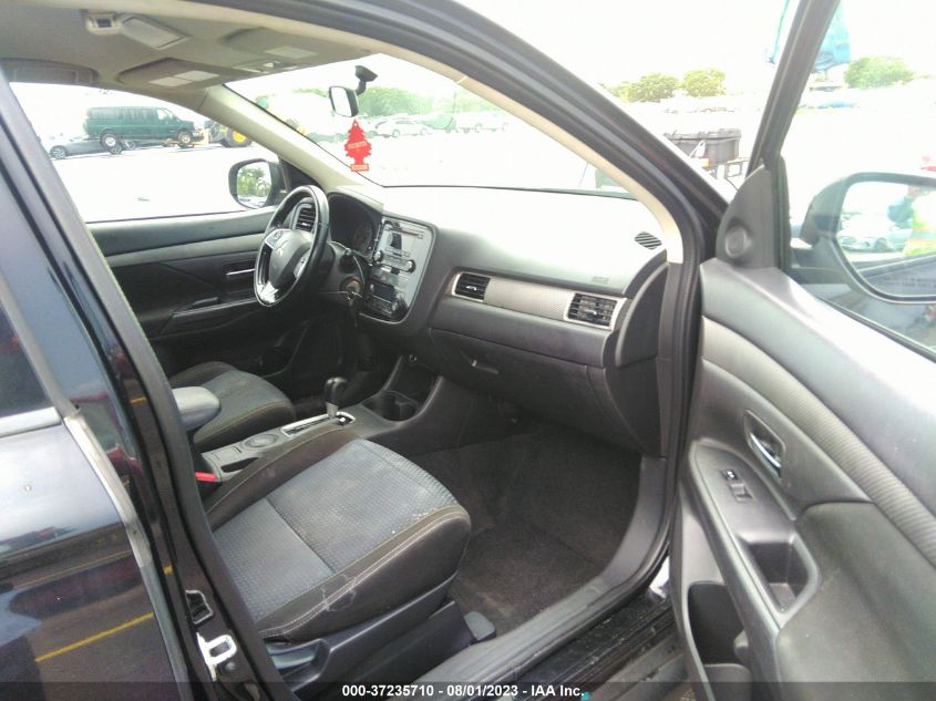 2016 MITSUBISHI OUTLANDER ES - JA4AD2A35GZ015803