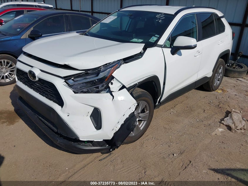 VIN 2T3W1RFV4PC230386 2023 TOYOTA RAV4 XLE