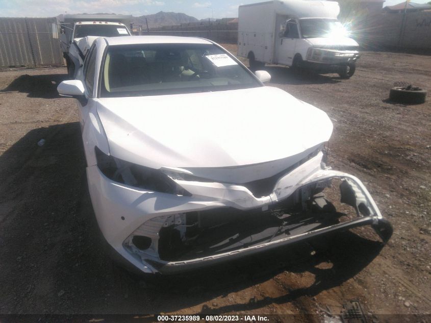 2018 TOYOTA CAMRY HYBRID LE - 4T1B21HK3JU001275