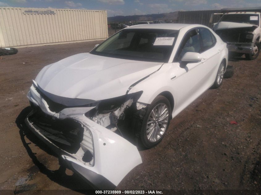 2018 TOYOTA CAMRY HYBRID LE - 4T1B21HK3JU001275