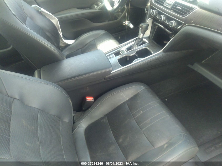 VIN 1HGCV1F5XKA070319 2019 HONDA ACCORD SEDAN EX-L 1.5T