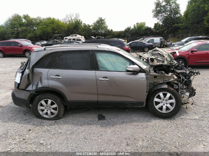 2013 KIA SORENTO LX - 5XYKT3A63DG329134