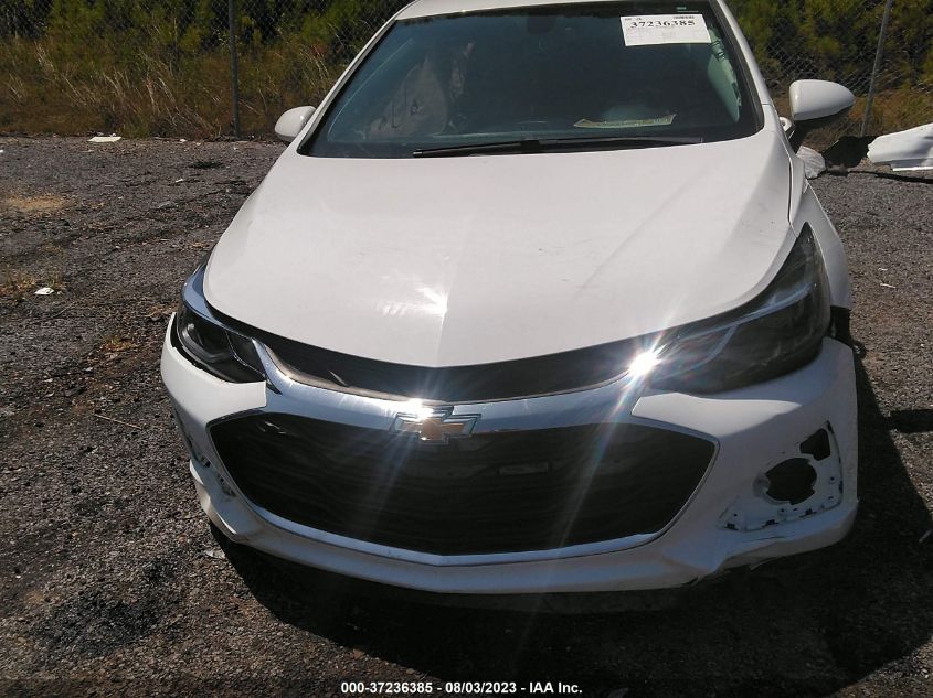 2019 CHEVROLET CRUZE LT - 1G1BE5SM1K7135871