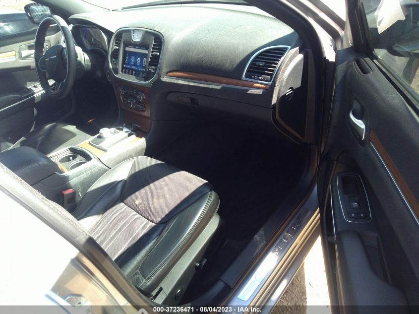 2017 CHRYSLER 300 300C PLATINUM - 2C3CCAPT2HH610536