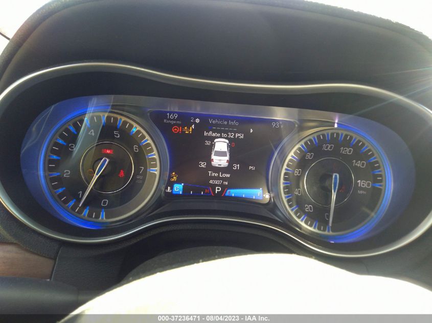 2017 CHRYSLER 300 300C PLATINUM - 2C3CCAPT2HH610536