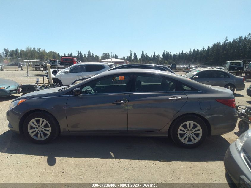 2013 HYUNDAI SONATA GLS - 5NPEB4AC3DH575573