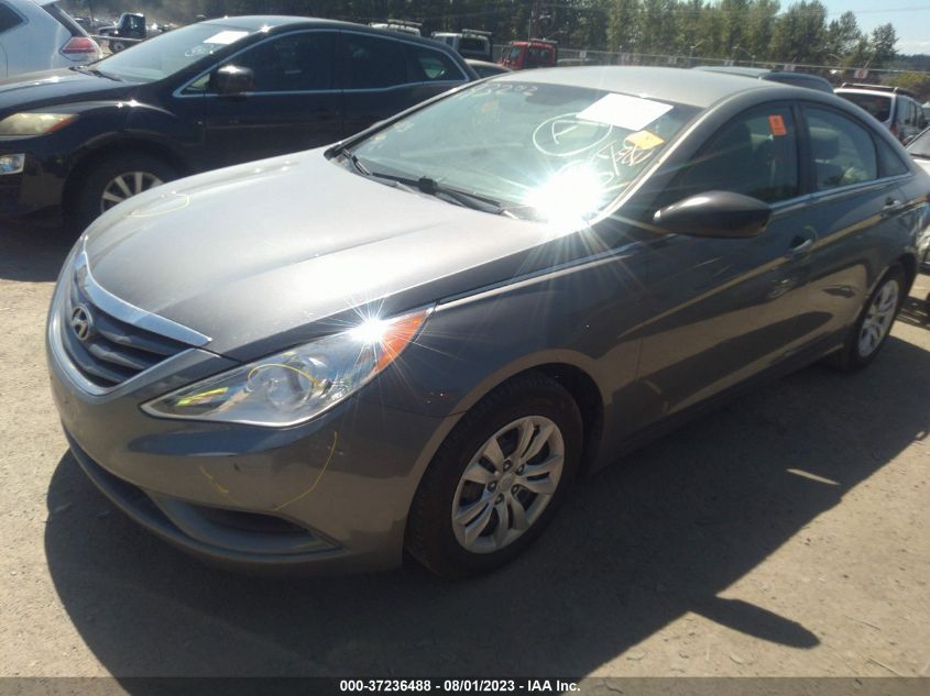 2013 HYUNDAI SONATA GLS - 5NPEB4AC3DH575573