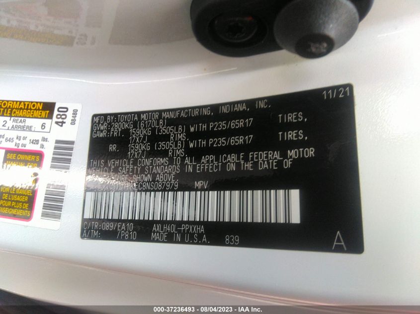 2022 TOYOTA SIENNA XLE - 5TDYRKEC8NS087979
