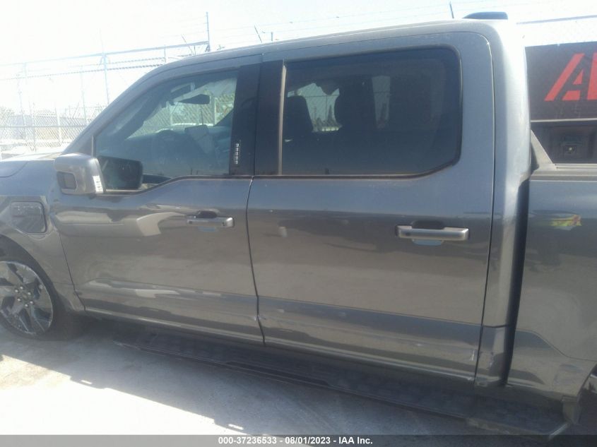2023 FORD F-150 LIGHTNING LARIAT 1FTVW1EVXPWG04838