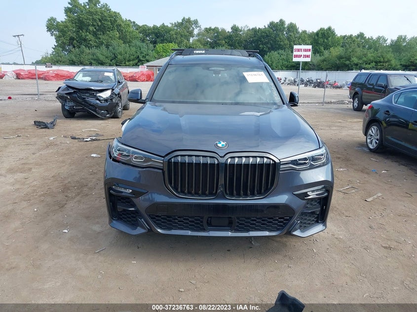 VIN 5UXCW2C0XN9K55906 2022 BMW X7 XDRIVE40I