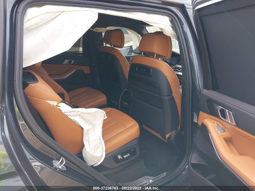 VIN 5UXCW2C0XN9K55906 2022 BMW X7 XDRIVE40I