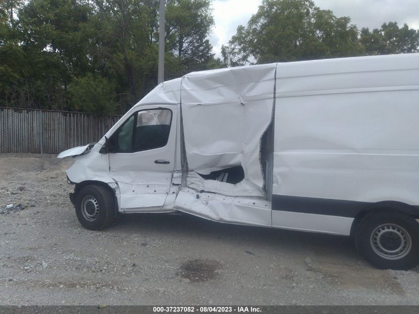 2022 MERCEDES-BENZ SPRINTER CARGO VAN W1Y4ECHY0NT121398