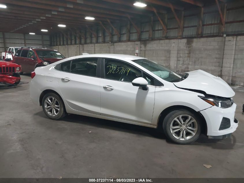 2019 CHEVROLET CRUZE LT - 1G1BE5SM1K7143257