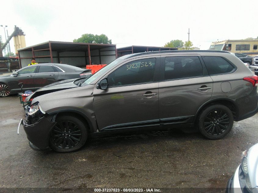 VIN JA4AD3A33LZ046774 Mitsubishi Outlander SE/SEL/LE/SP 2020 14