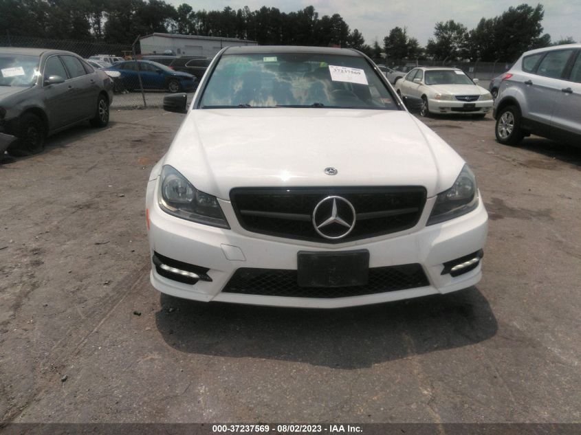 2013 MERCEDES-BENZ C-CLASS C 300 SPORT - WDDGF8AB4DR242311