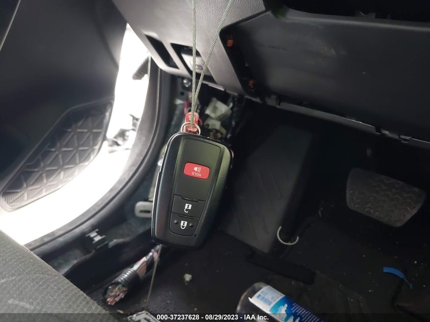 VIN 4T3RWRFV0NU054043 2022 TOYOTA RAV4 HYBRID XLE