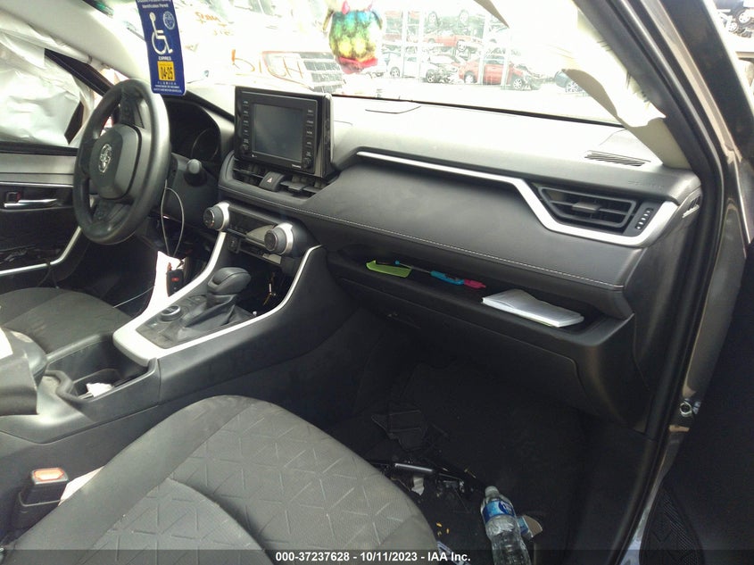 VIN 4T3RWRFV0NU054043 2022 TOYOTA RAV4 HYBRID XLE