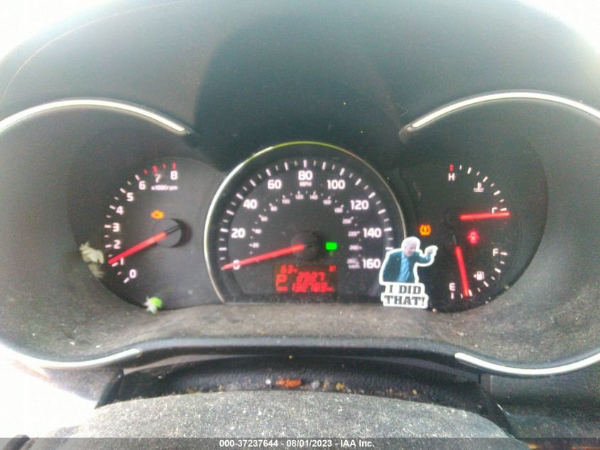 2015 KIA SORENTO LX - 5XYKTCA69FG566794