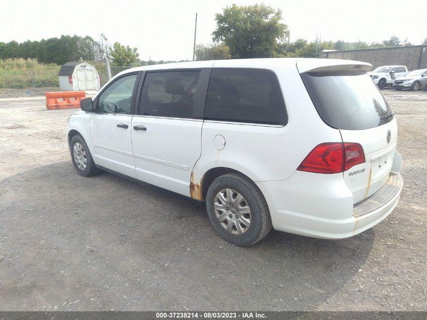 2013 VOLKSWAGEN ROUTAN S 2C4RVAAG3DR819185