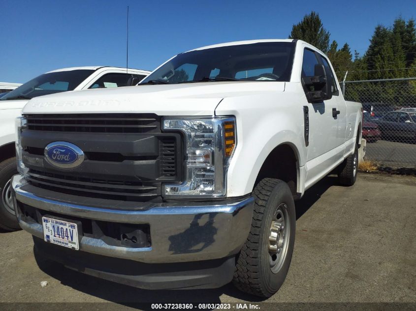2018 FORD SUPER DUTY F-250 SRW XL/XLT/LARIAT - 1FT7X2B64JEC83935