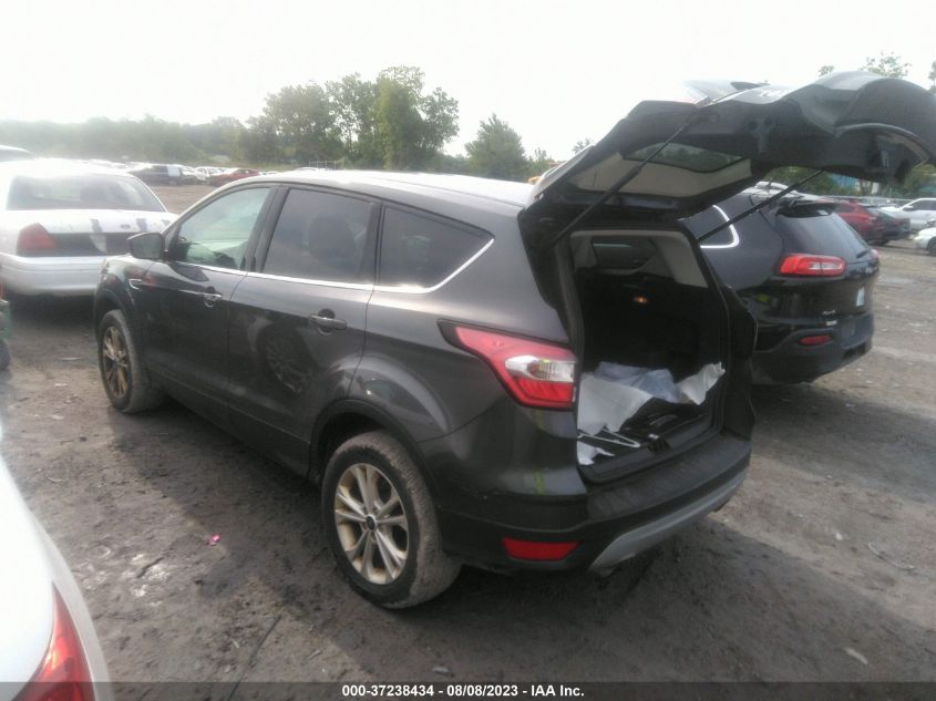 2017 FORD ESCAPE SE - 1FMCU9GD1HUE03547