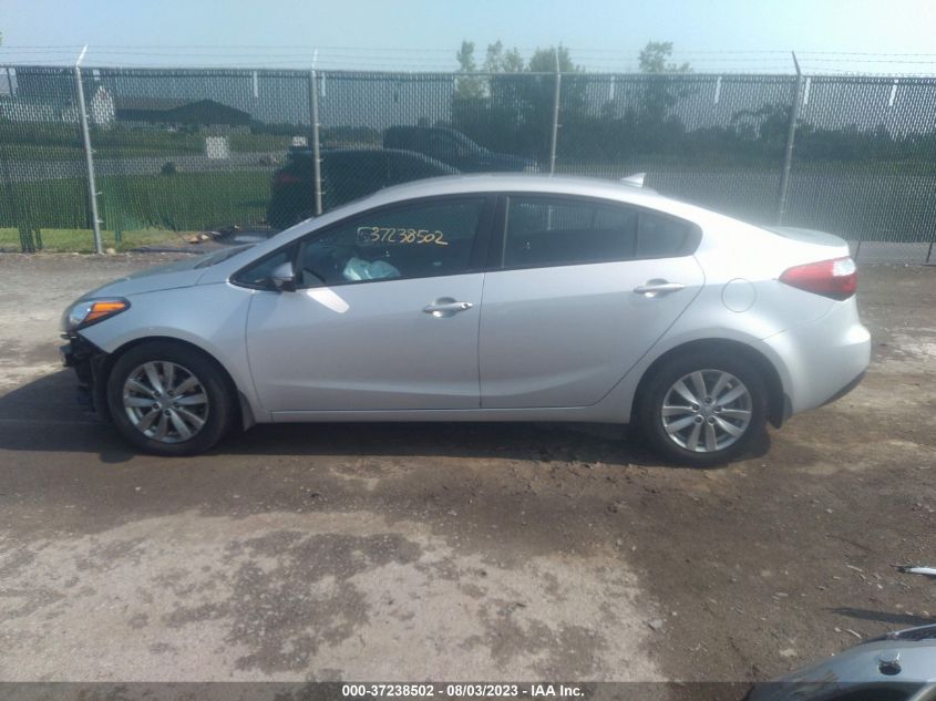 2016 KIA FORTE LX - KNAFX4A65G5478425