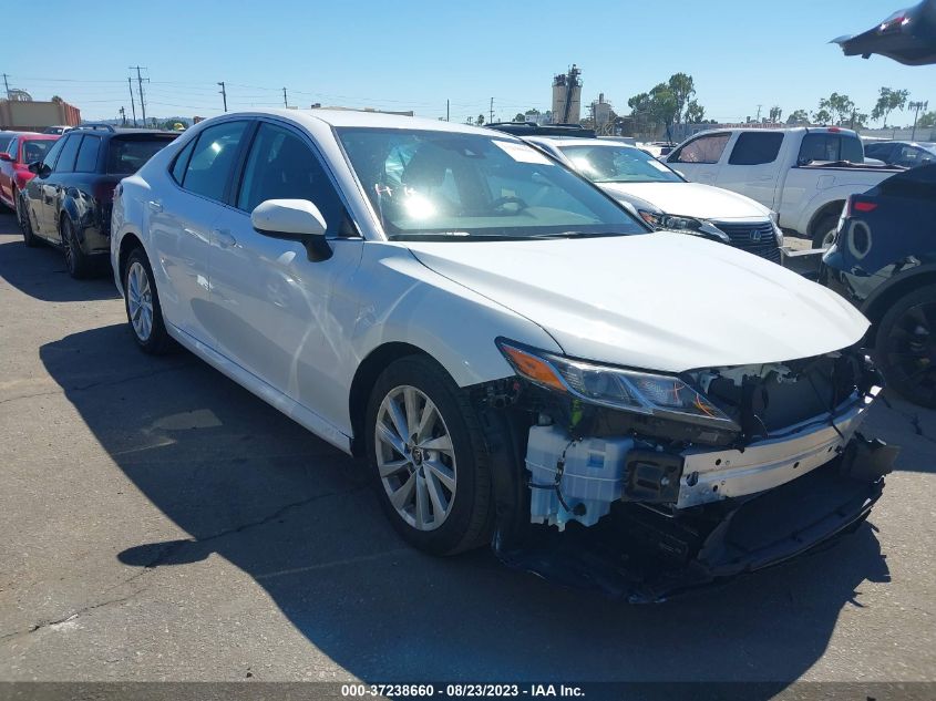 2022 TOYOTA CAMRY LE - 4T1C11AK5NU690453