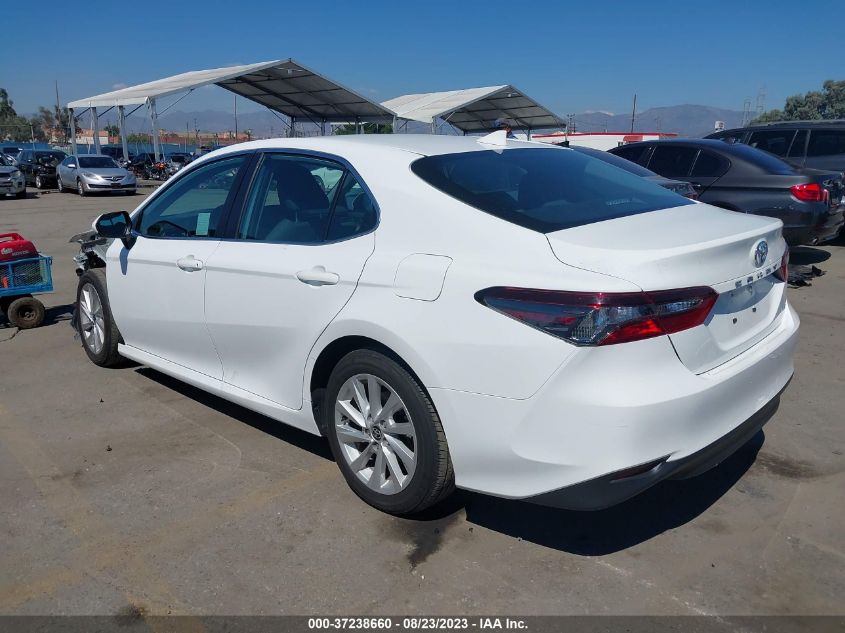 2022 TOYOTA CAMRY LE - 4T1C11AK5NU690453