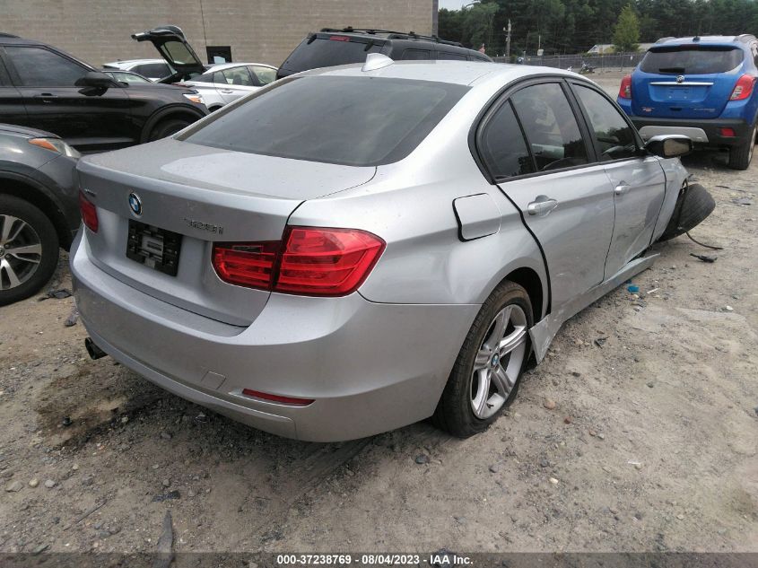 2013 BMW 3 SERIES 328I XDRIVE - WBA3B5G54DNS01833