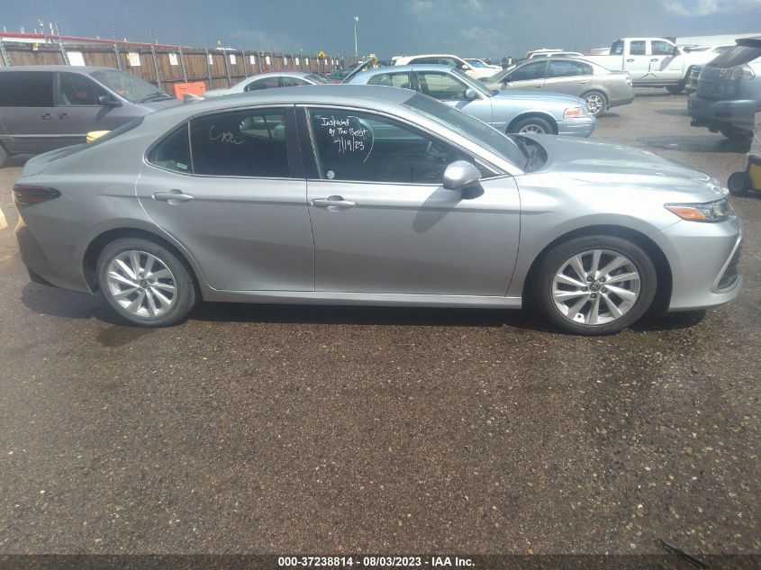 2021 TOYOTA CAMRY LE - 4T1C11AK9MU586305