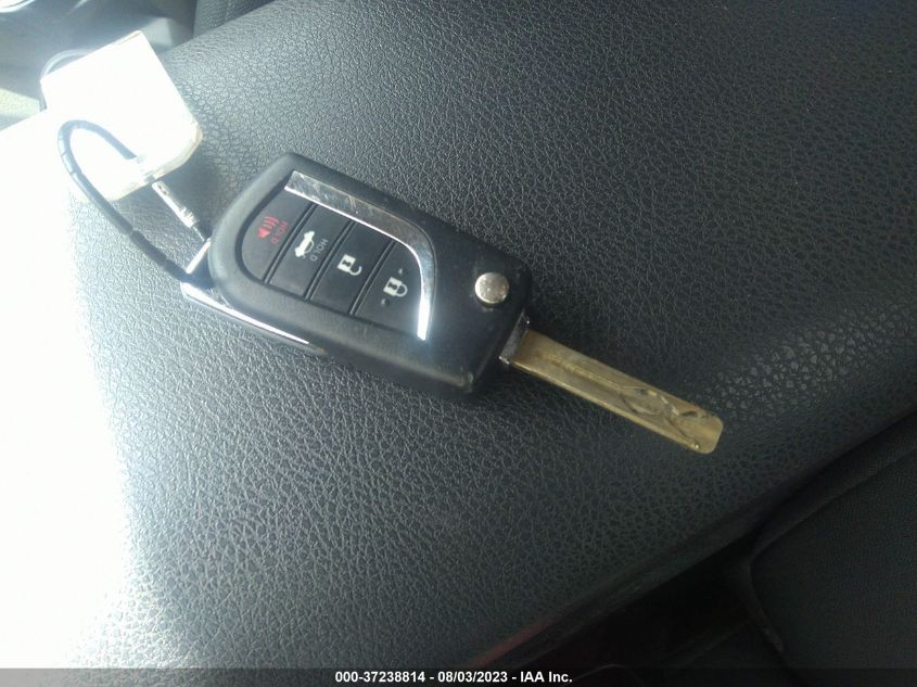 2021 TOYOTA CAMRY LE - 4T1C11AK9MU586305