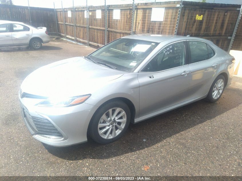 2021 TOYOTA CAMRY LE - 4T1C11AK9MU586305