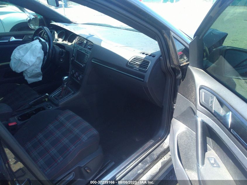 2017 VOLKSWAGEN GOLF GTI S/SE/AUTOBAHN/SPORT - 3VW4T7AU3HM019263