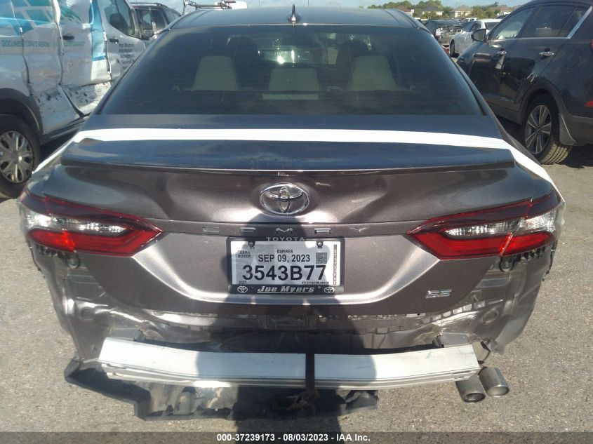 2021 TOYOTA CAMRY SE - 4T1G11AK1MU404131