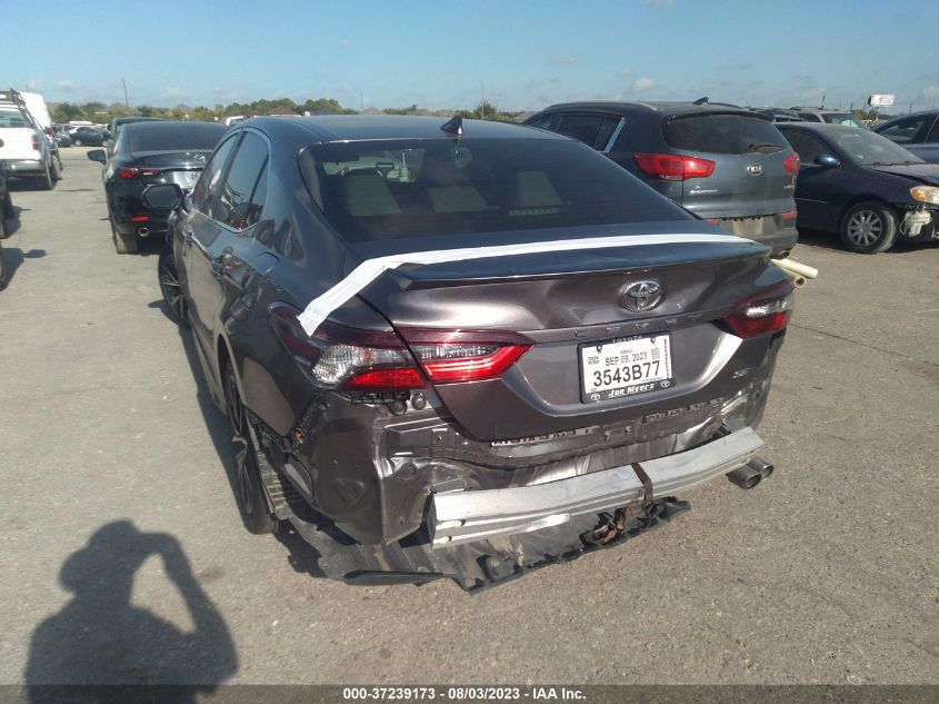 2021 TOYOTA CAMRY SE - 4T1G11AK1MU404131