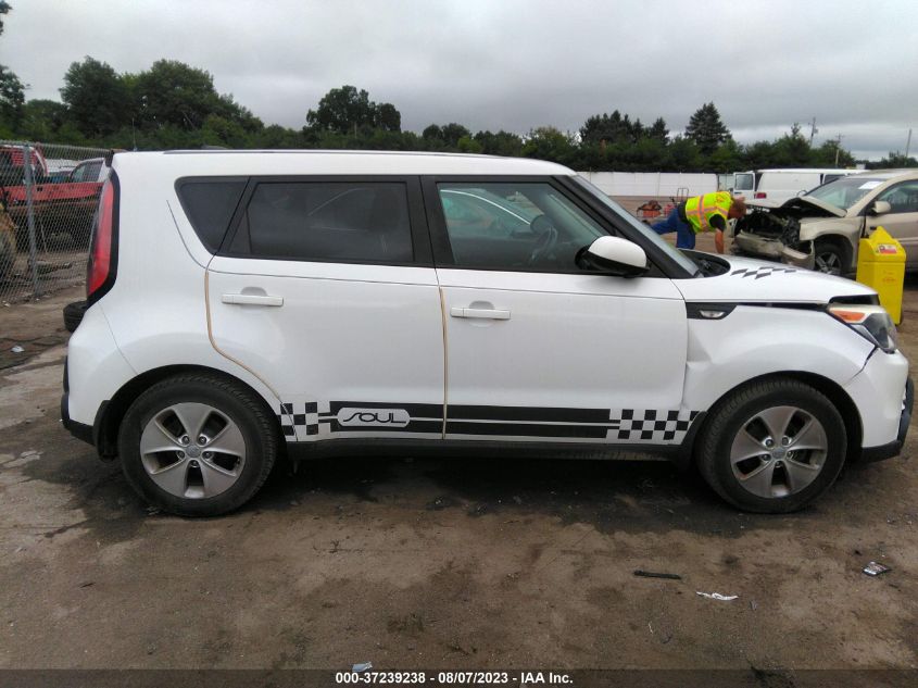 2014 KIA SOUL BASE - KNDJN2A21E7068100