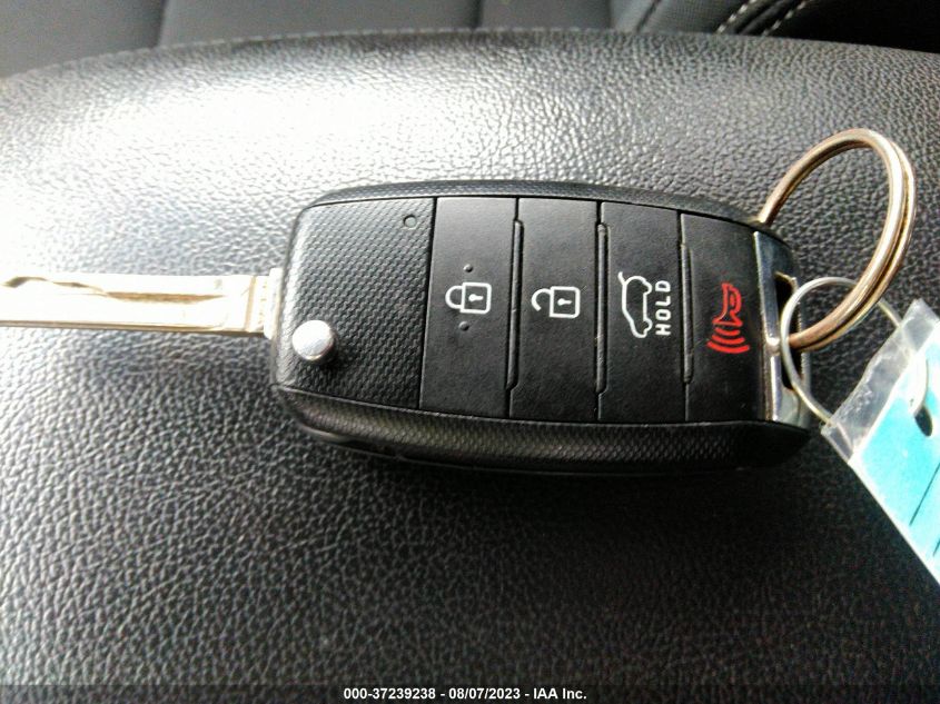 2014 KIA SOUL BASE - KNDJN2A21E7068100
